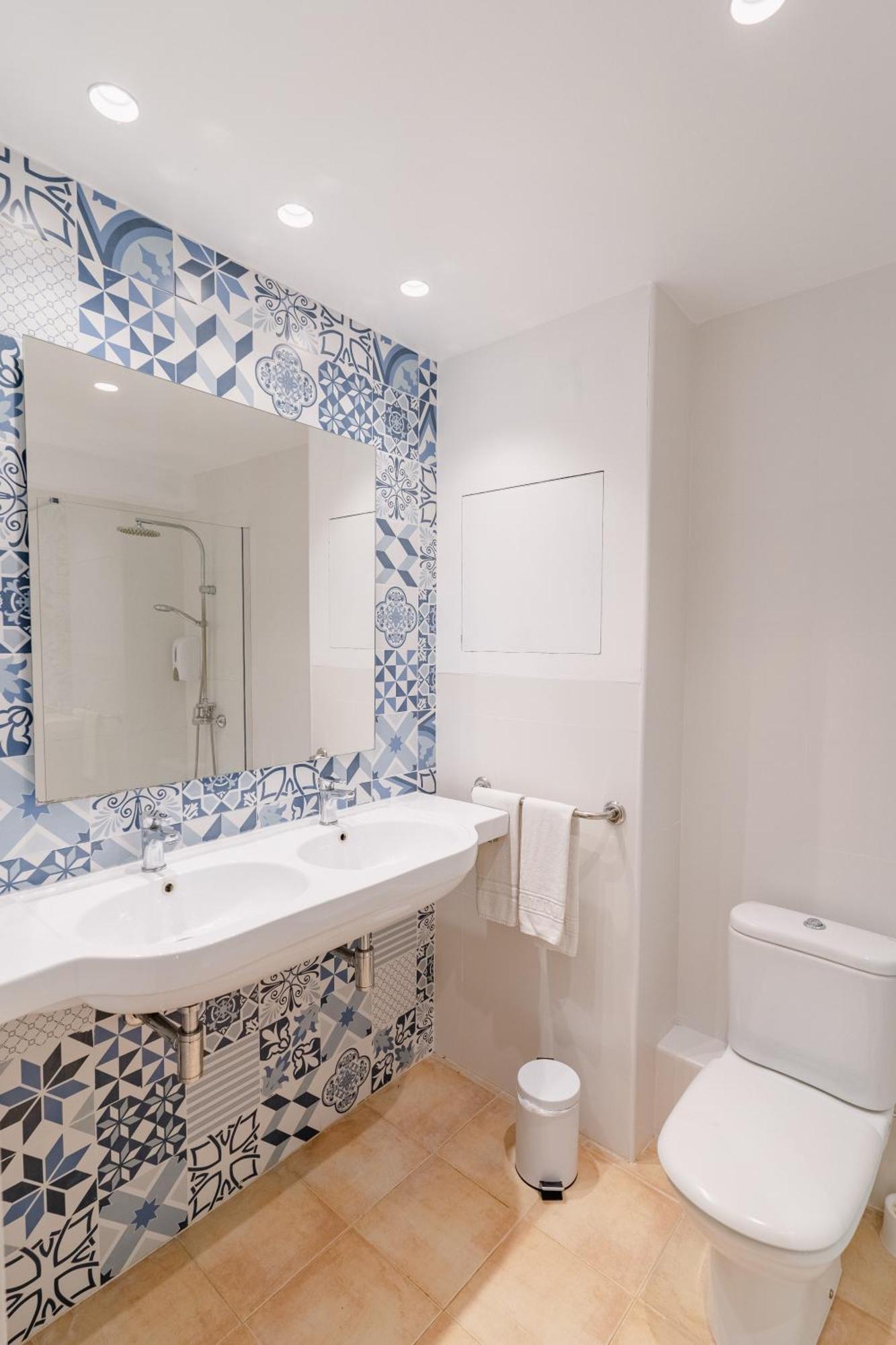 Hostal Hpc Porto Colom Экстерьер фото